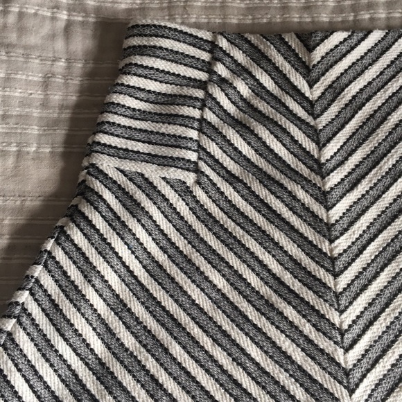 Loft skirt size XXSP - Picture 2 of 4